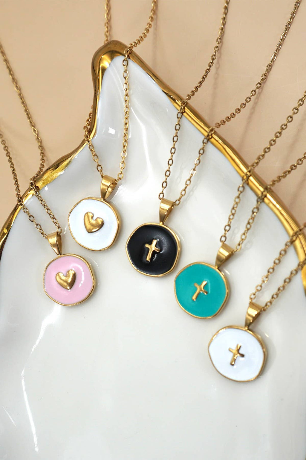 Circle Pendant Necklace