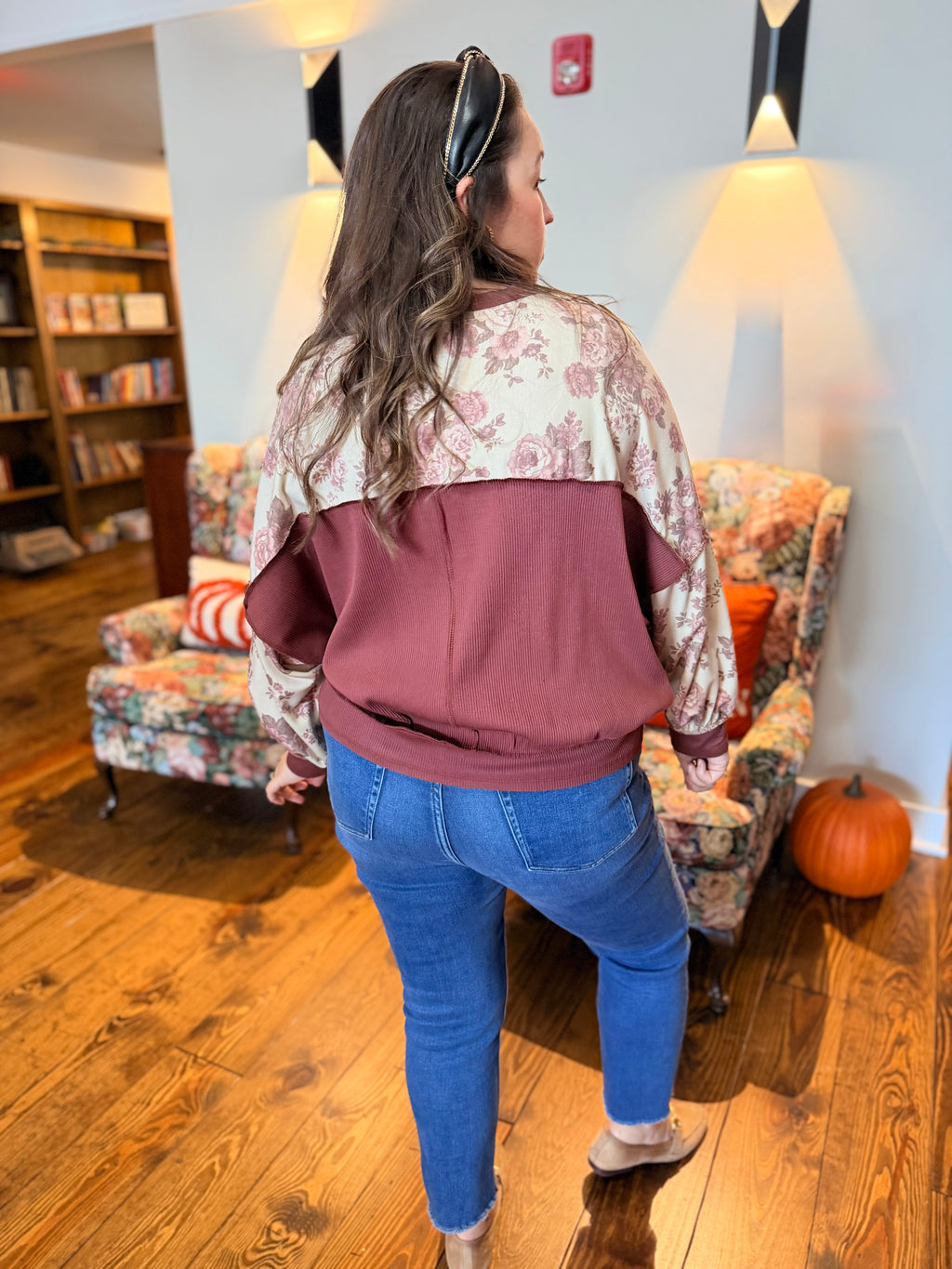 Vintage Romance Floral Pullover Top