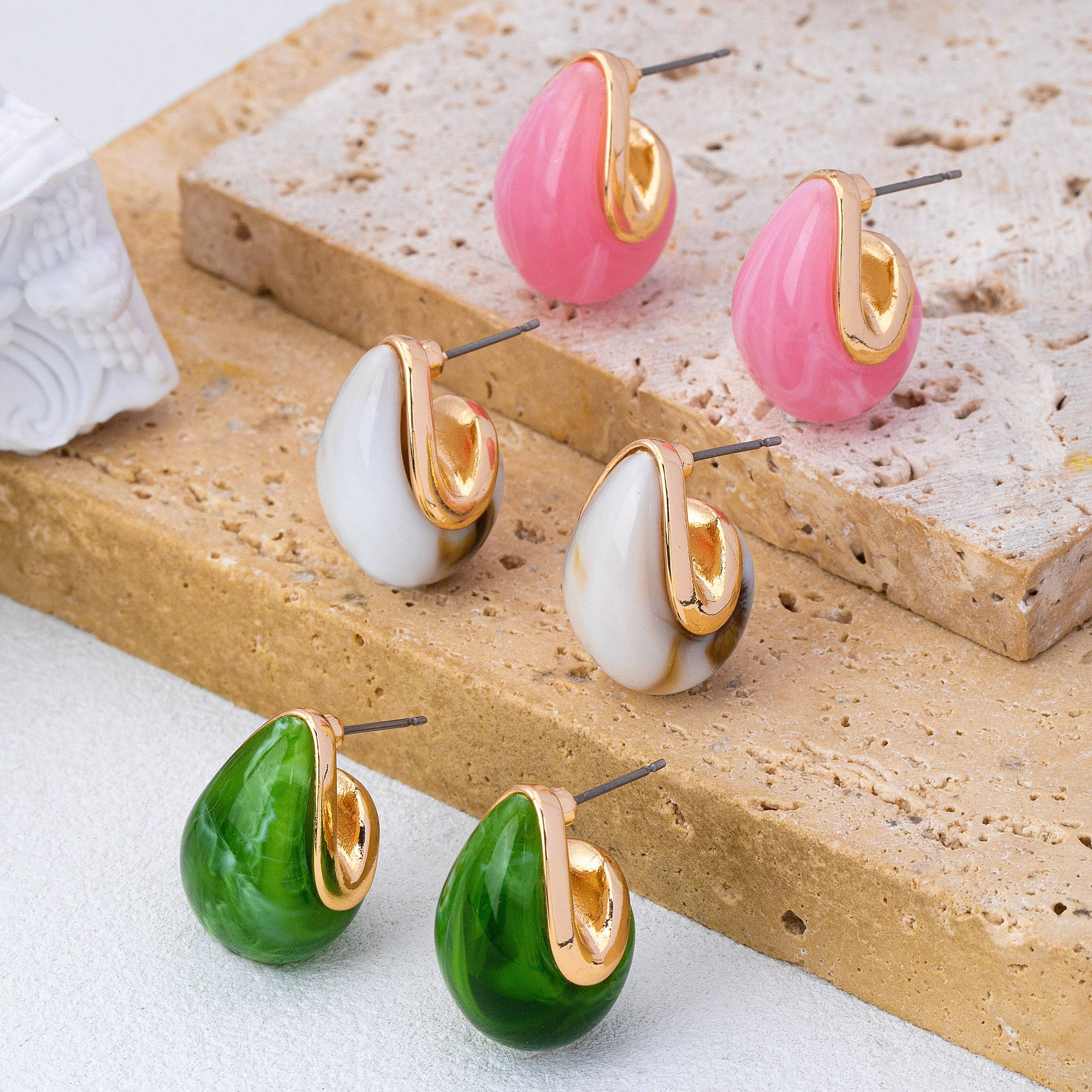Marbled Teardrop Stud Earrings