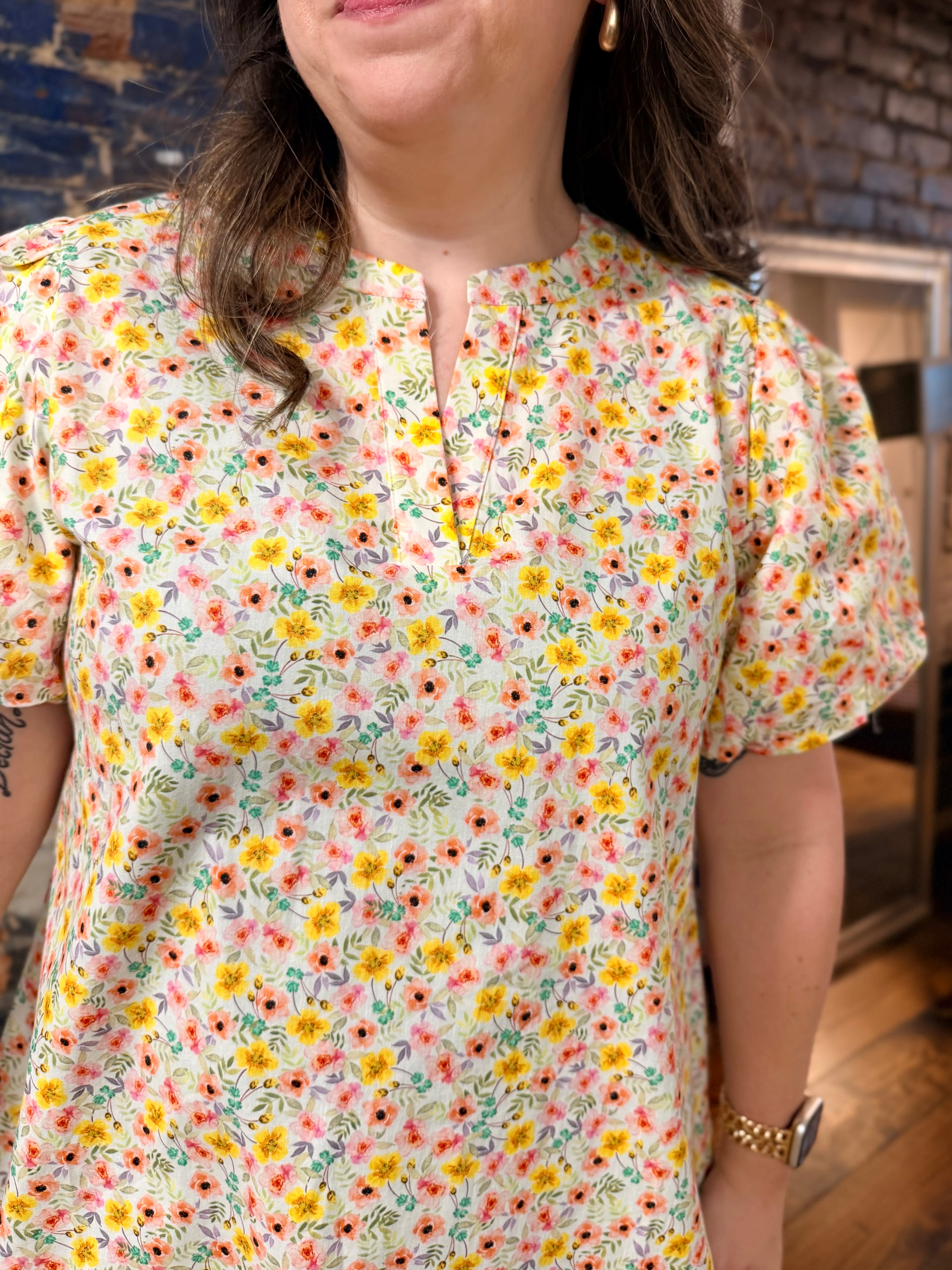 The Sunshine & Daisies Top