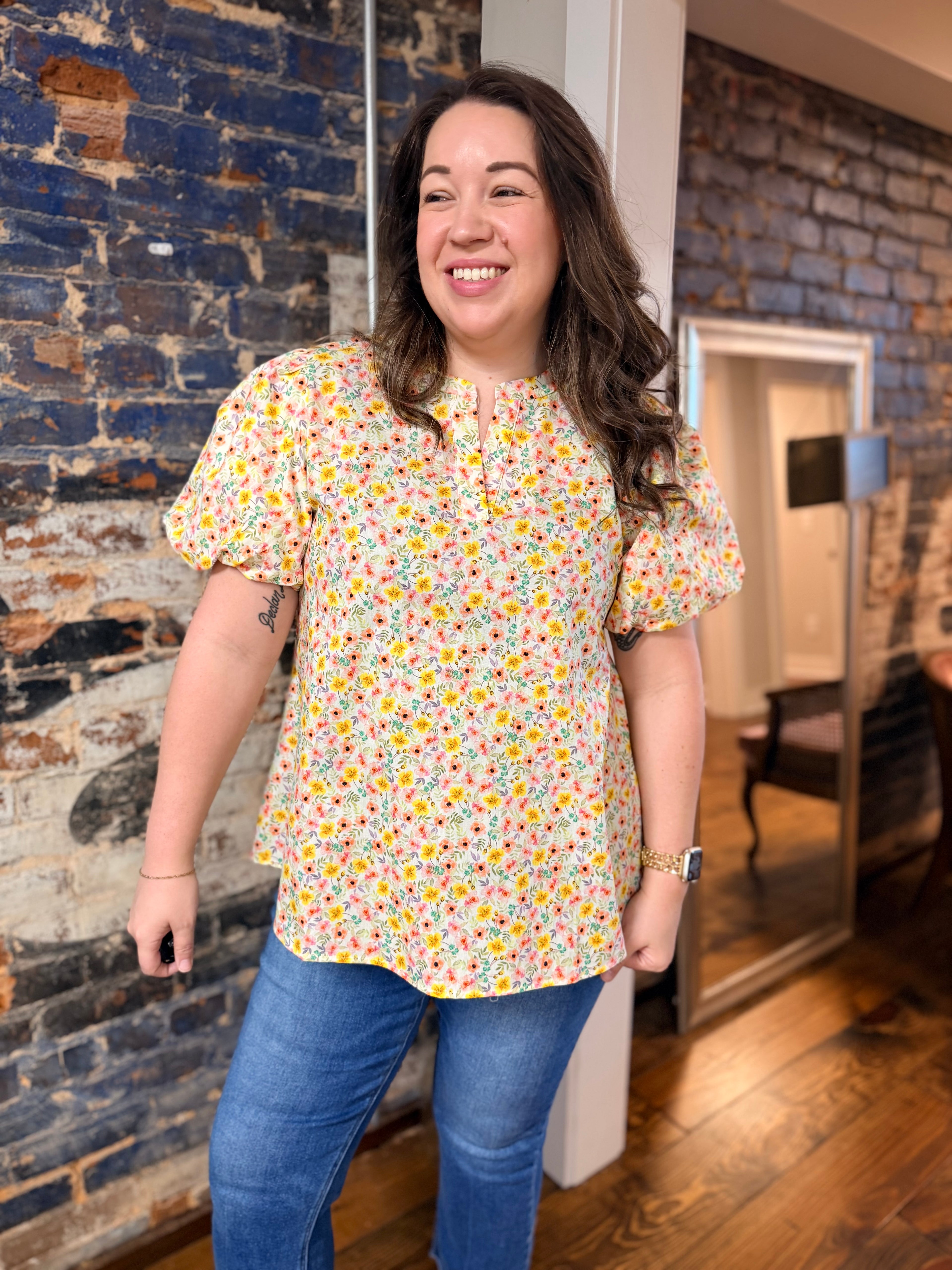 The Sunshine & Daisies Top