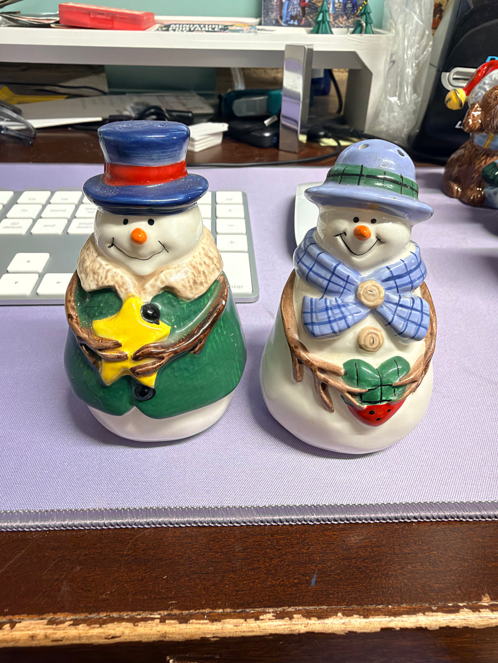 Festive Snowman Salt & Pepper Shaker Set