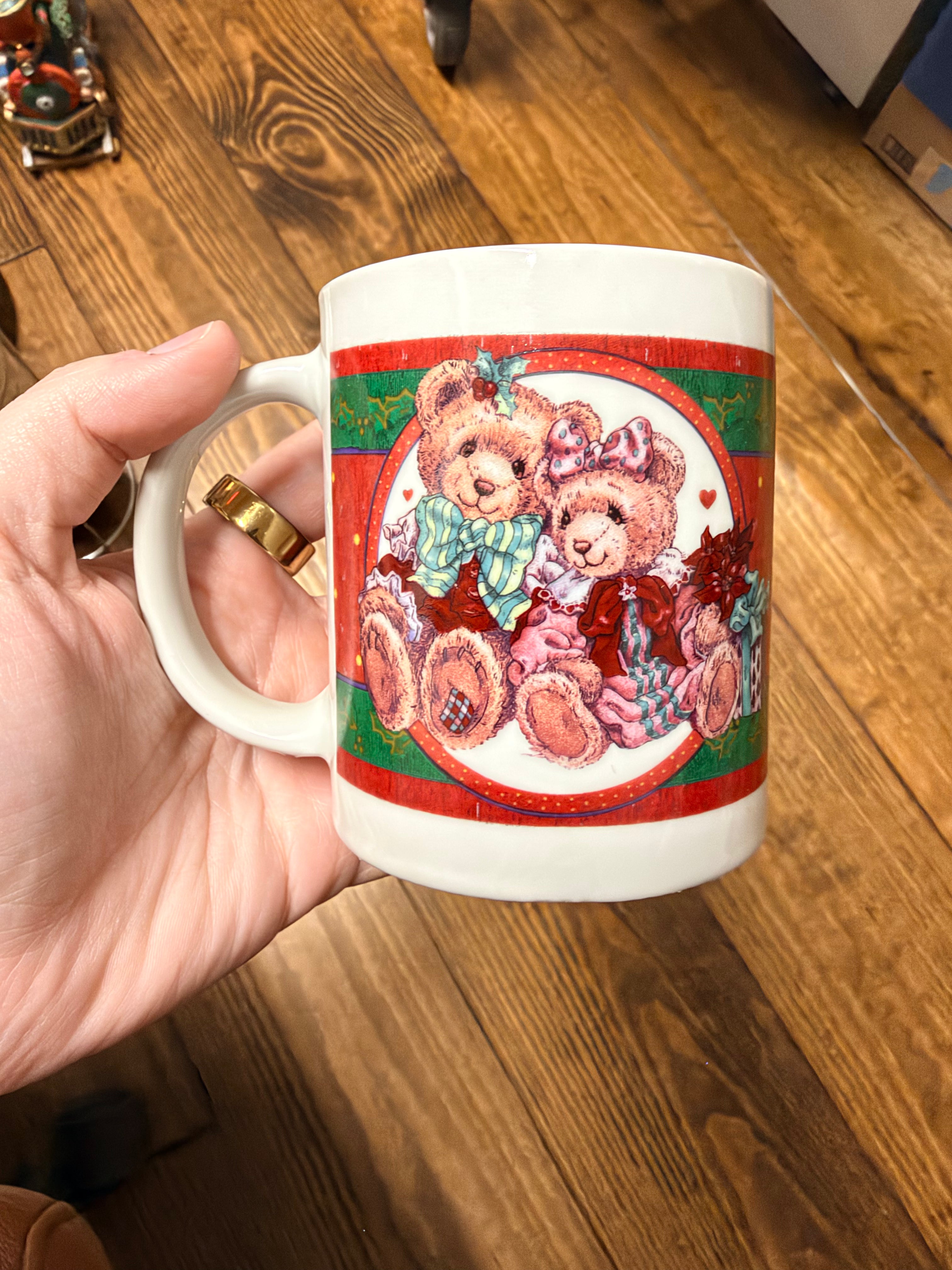 Vintage-Inspired Christmas Teddy Bear Ceramic Mug