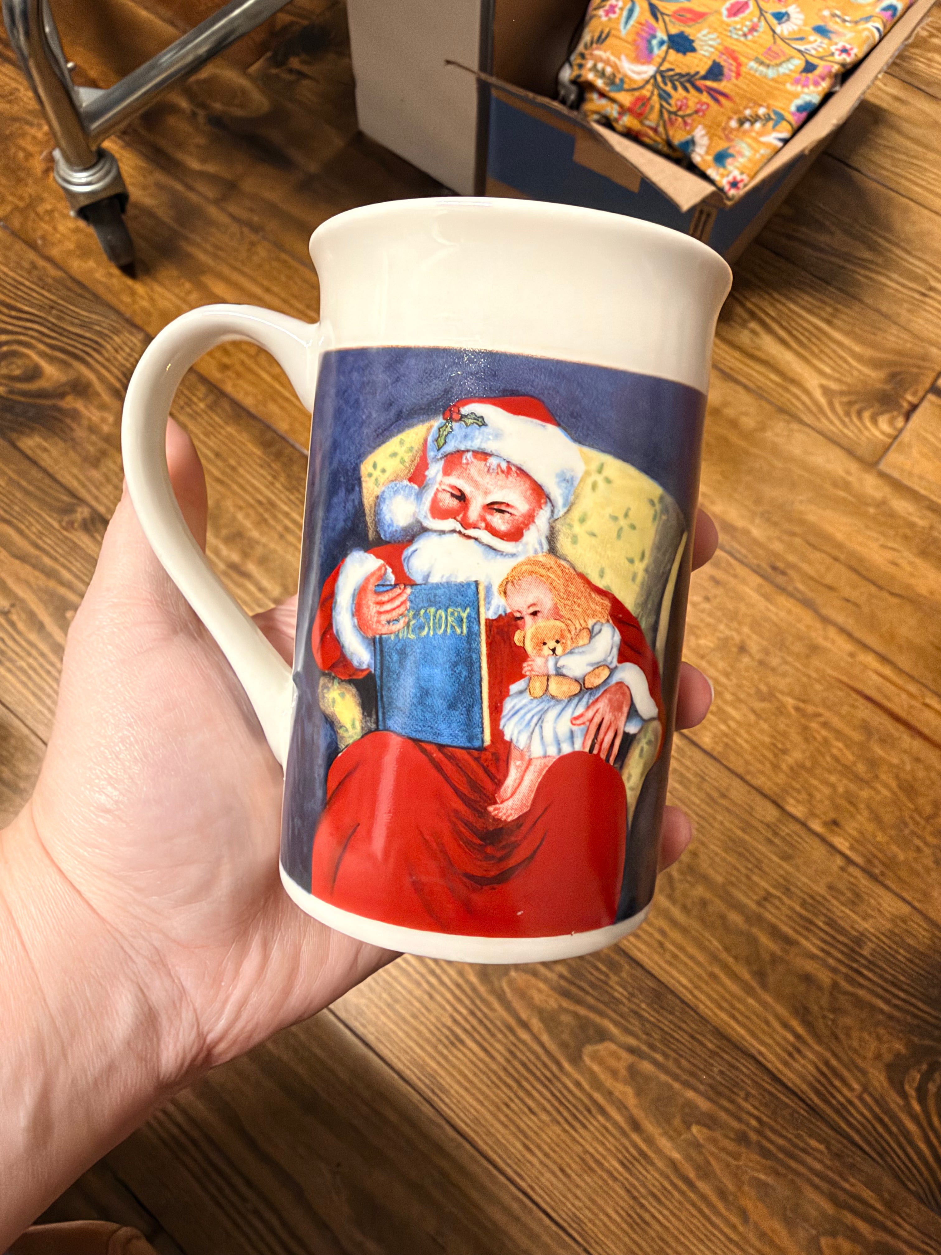 Royal Norfolk Santa's Christmas Story Ceramic Mug