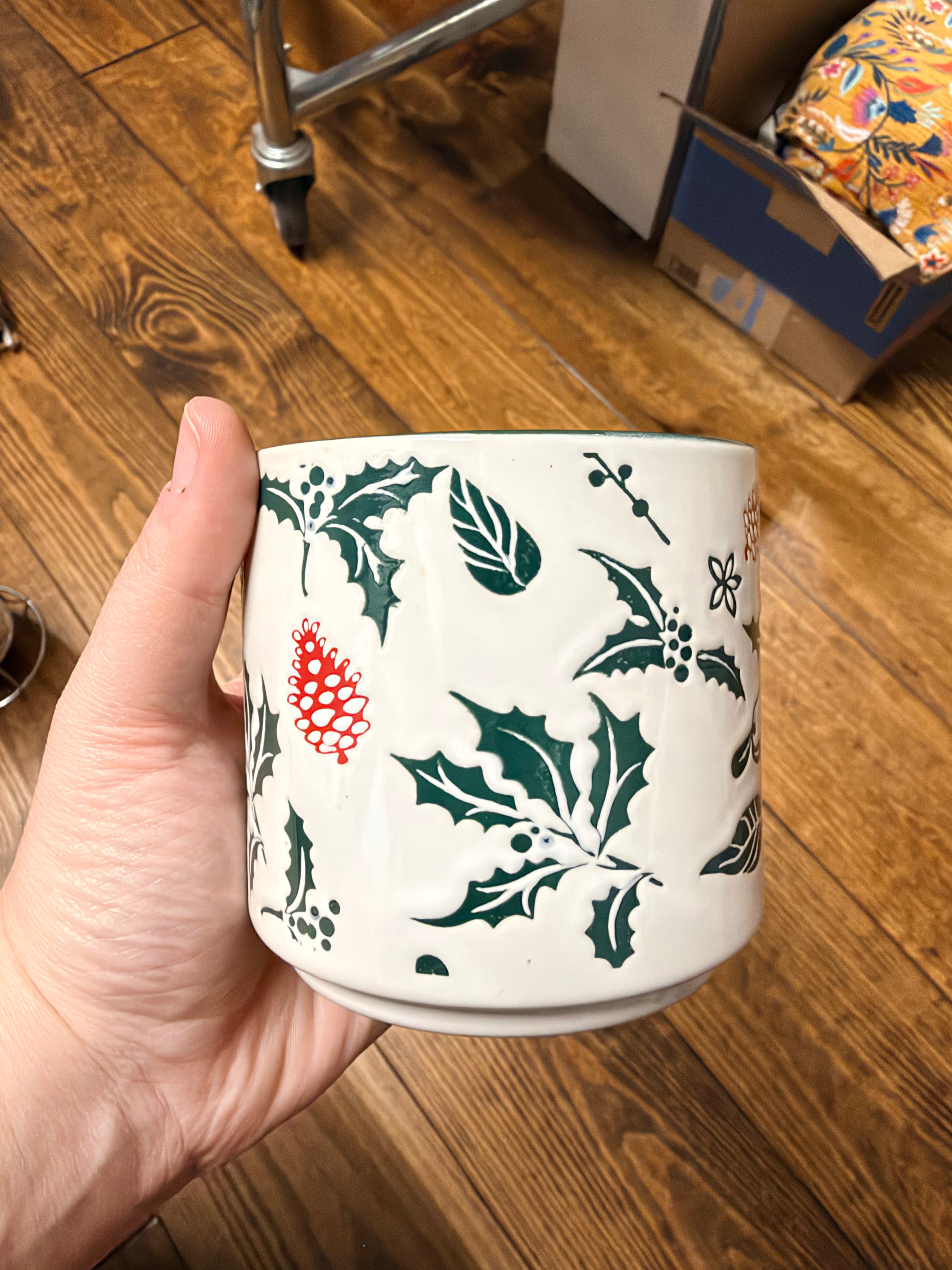 Christmas Pinecone & Holly Mug