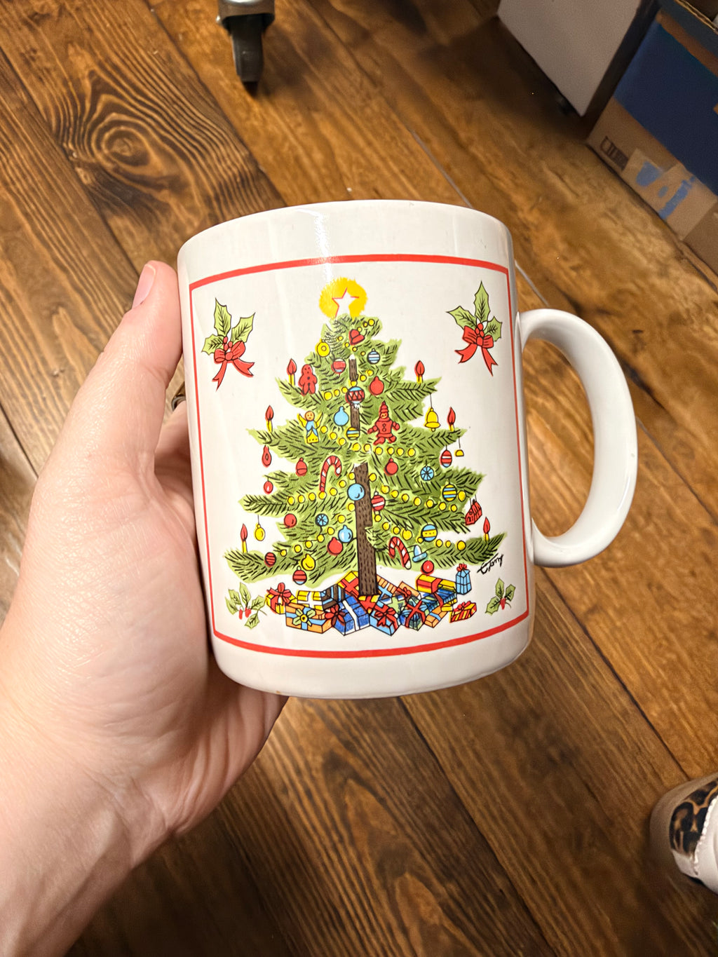 Vintage Artmark Christmas Tree Mug