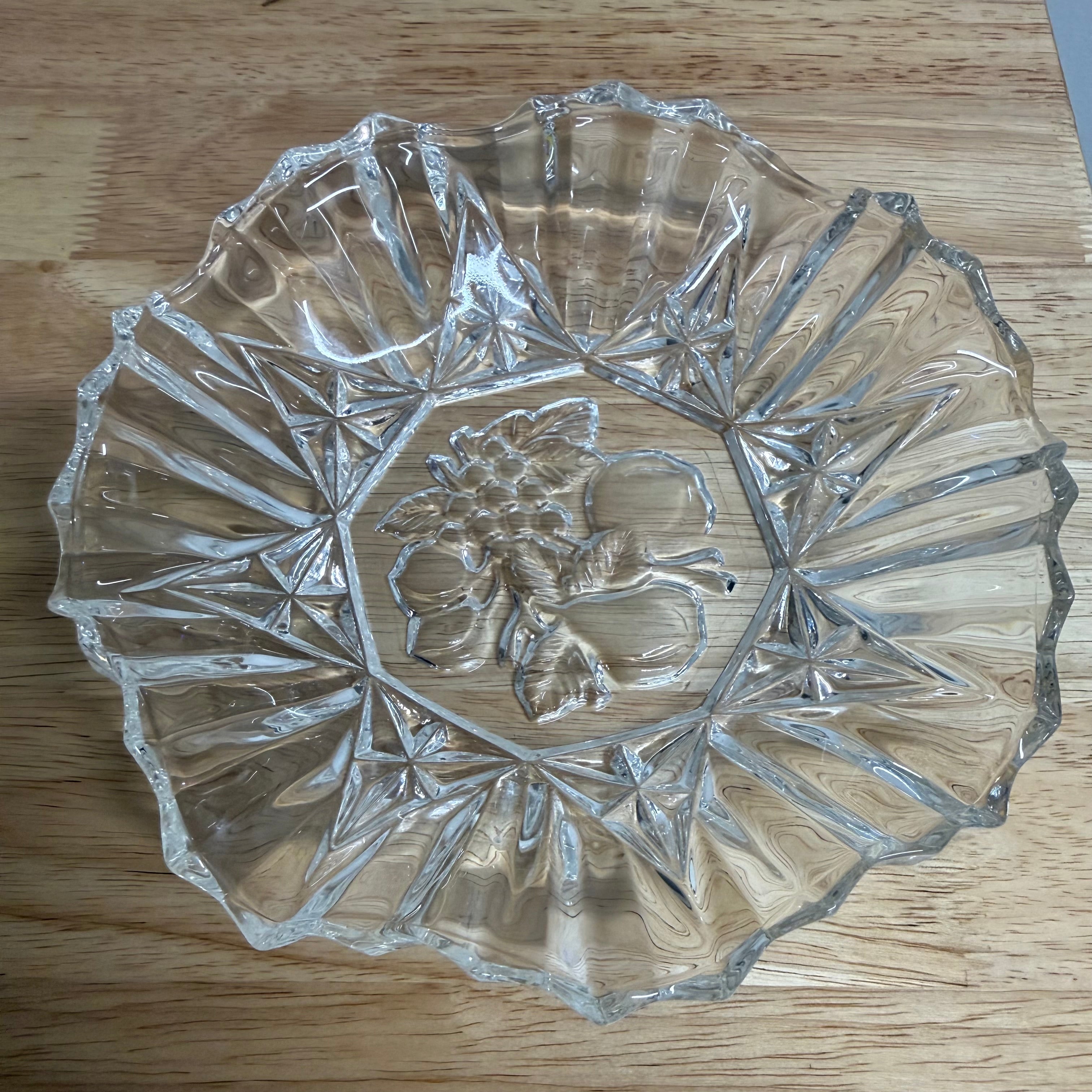 Vintage Glass Pioneer Pattern Bowl