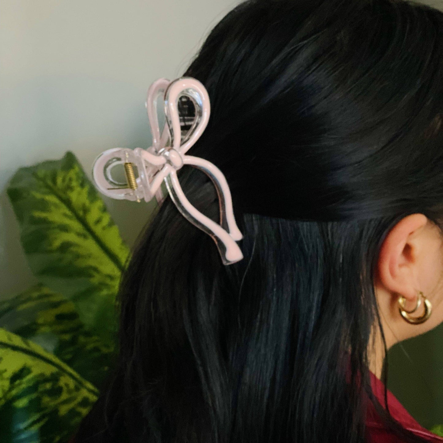 Annie Bow Hair Claw Clip