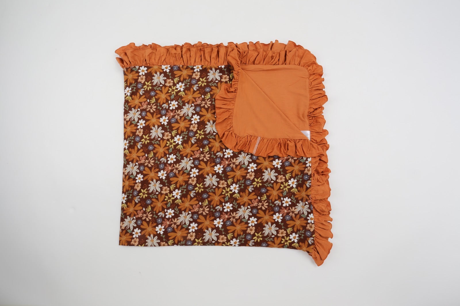 Meadows + Mocha Bamboo Ruffle Blanket