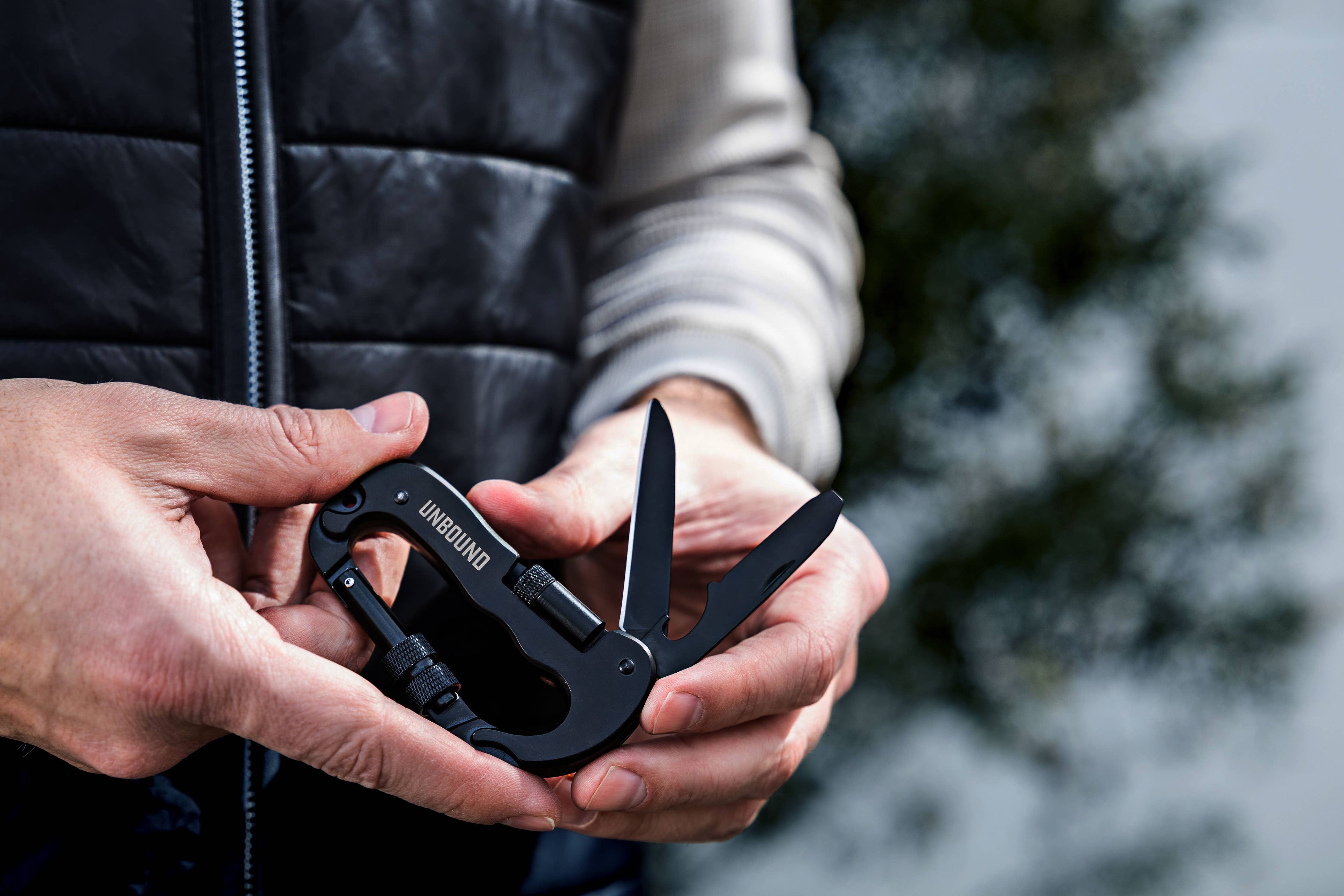 Bunk House Unbound Carabiner Multitool