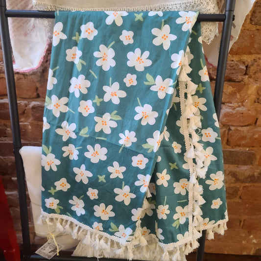 Green Floral Tablecloth (34x37)